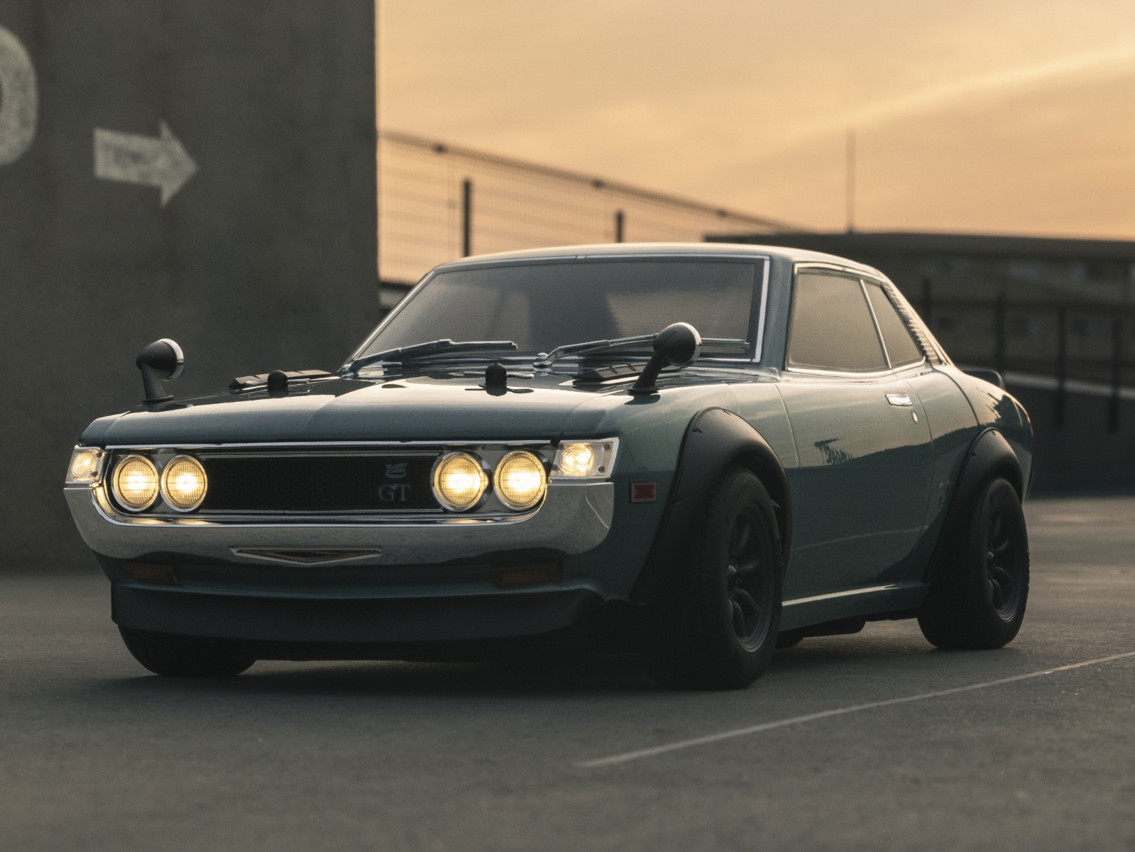 FAZER Mk2 1/10スケールEPツーリングのスタンダードFAZERシリーズ。オススメはハイクオリティボディの日本の旧車やアメリカンマッスルカー。